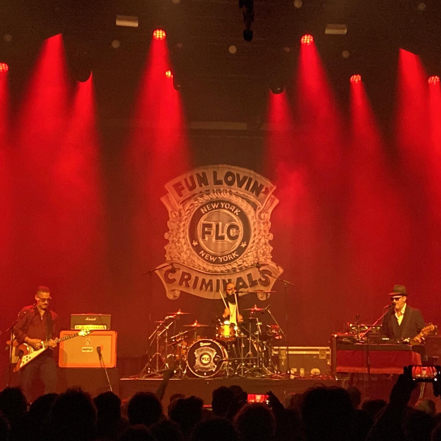 Fun Lovin’ Criminals - Hedon, Zwolle (NL) - 19 October 2022 #hiphop #rock #funk #soul @funlovincrims @hedonzwolle #gigpic by @twentylandcrew