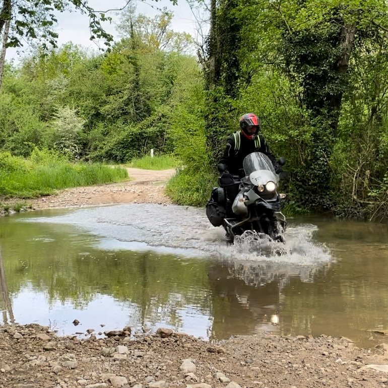 We had a great and adventurous week! #TET #France #section22 and #section13 and #Suisse 🇨🇭 #section1 @transeurotrail #onoffadv #adventure #buitenspelen #bmw1150gsadventure #bmw #1150gsa #outdoor #camping #motorcycle #makelifearide