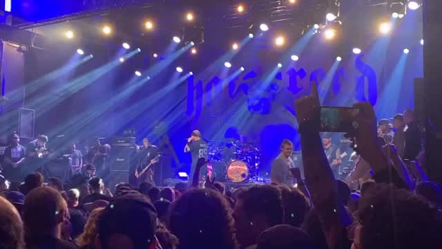 Hatebreed - Last Breath @revolutioncallingfest @hatebreedofficial